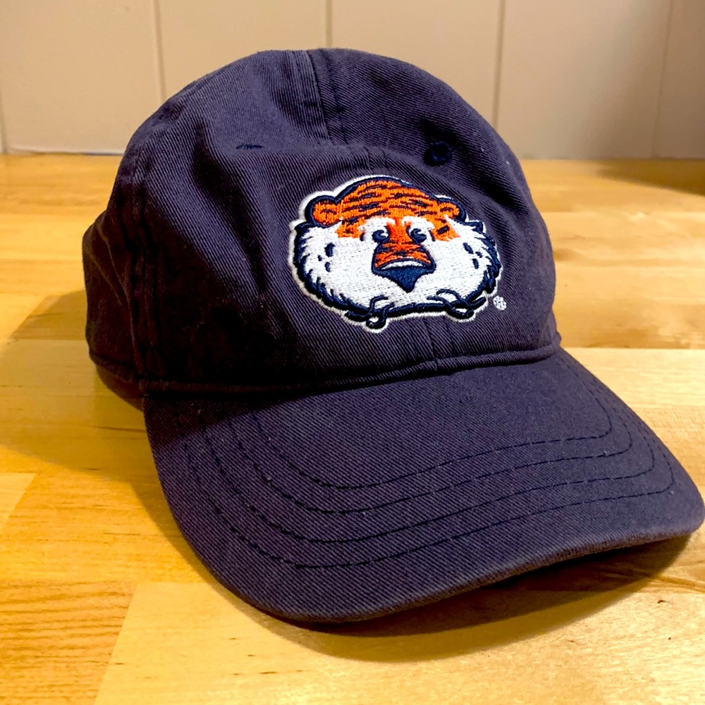 Infant Aubie auburn tigers hat. Great used condition!